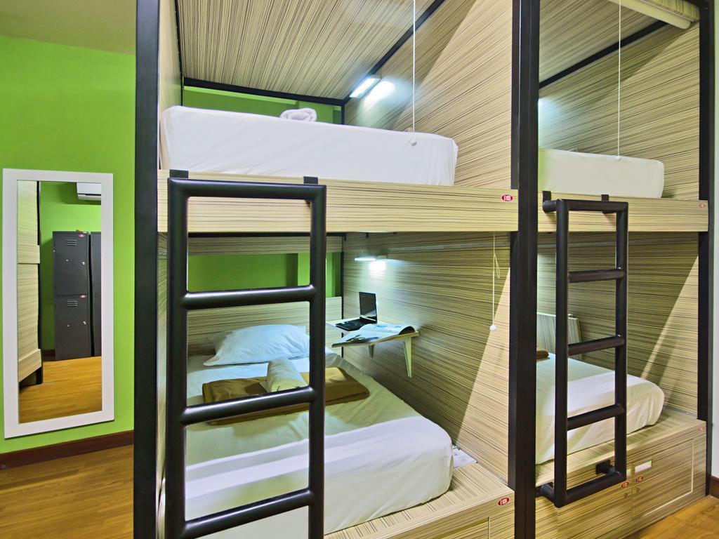 Cx Hostel Ground Zero Kuta Lombok Exteriör bild